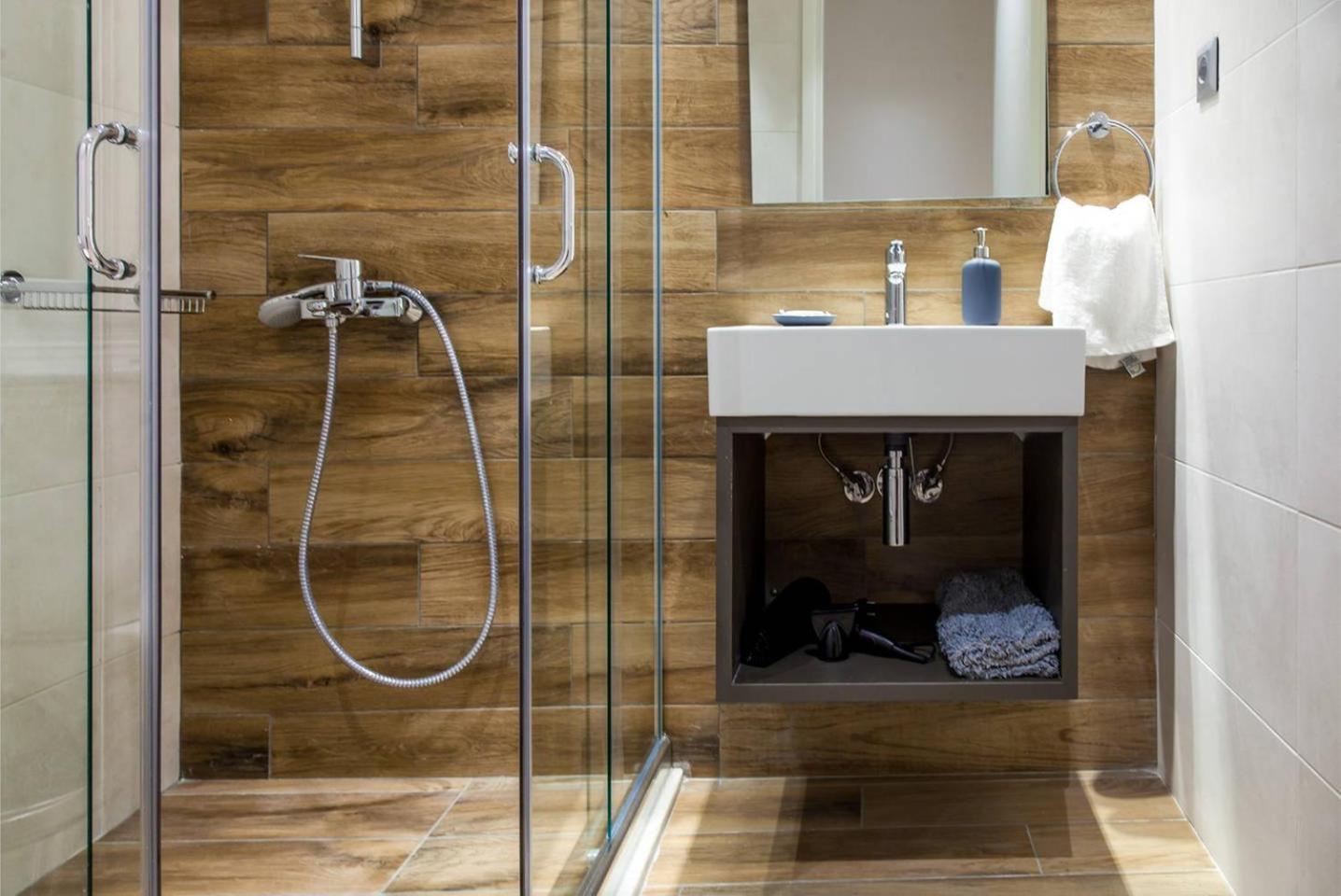 Toni'S Choice To Stay In Athens, 2Bd Modern House Bagian luar foto