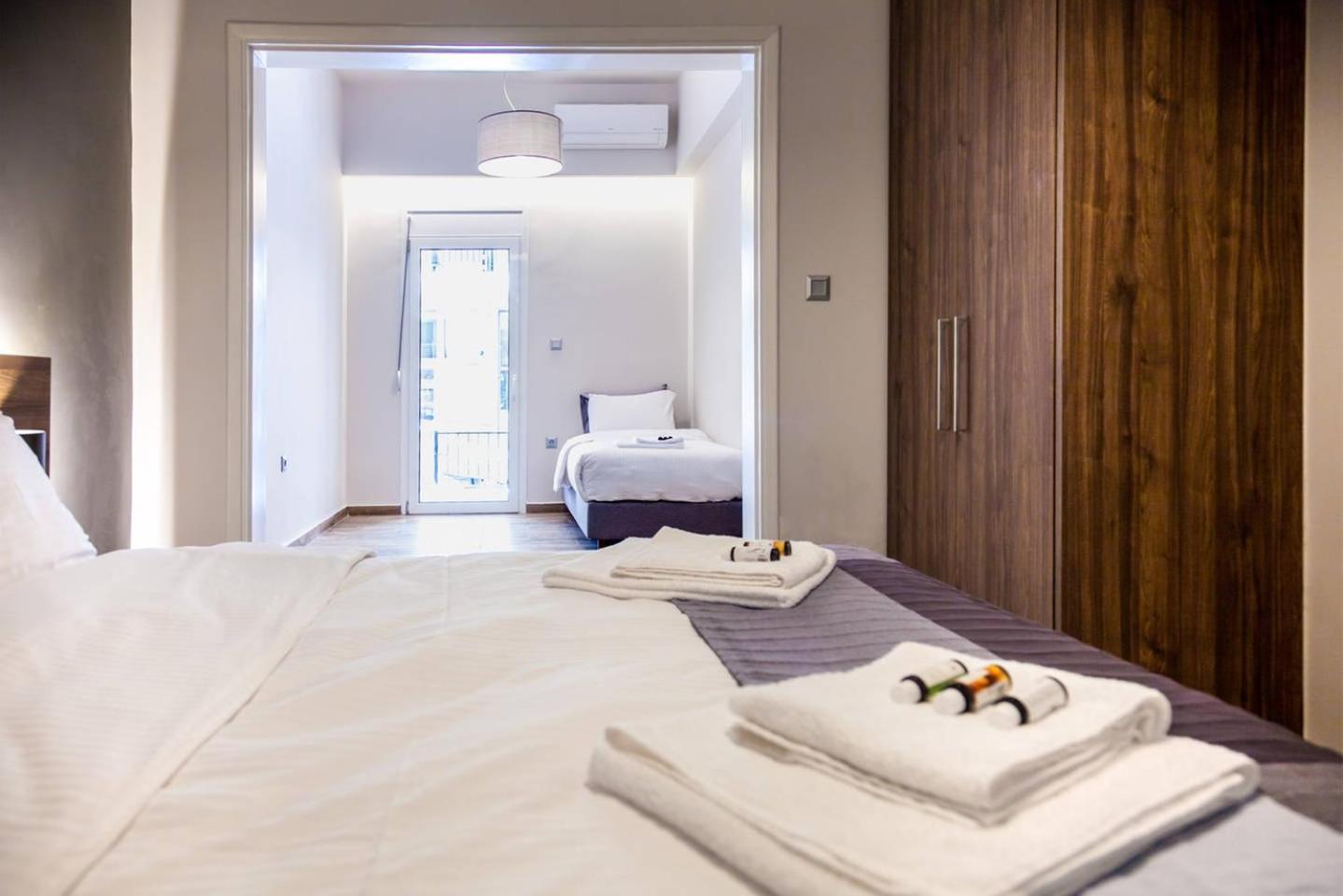 Toni'S Choice To Stay In Athens, 2Bd Modern House Bagian luar foto